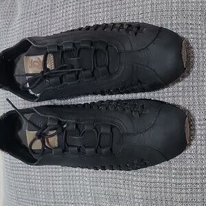 OTBT Nebula Black Lace-up City Sneakers Womens Shoes. Size 8